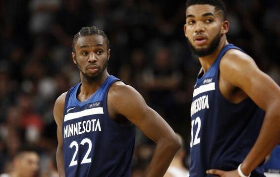 8局里有3 8局里有3